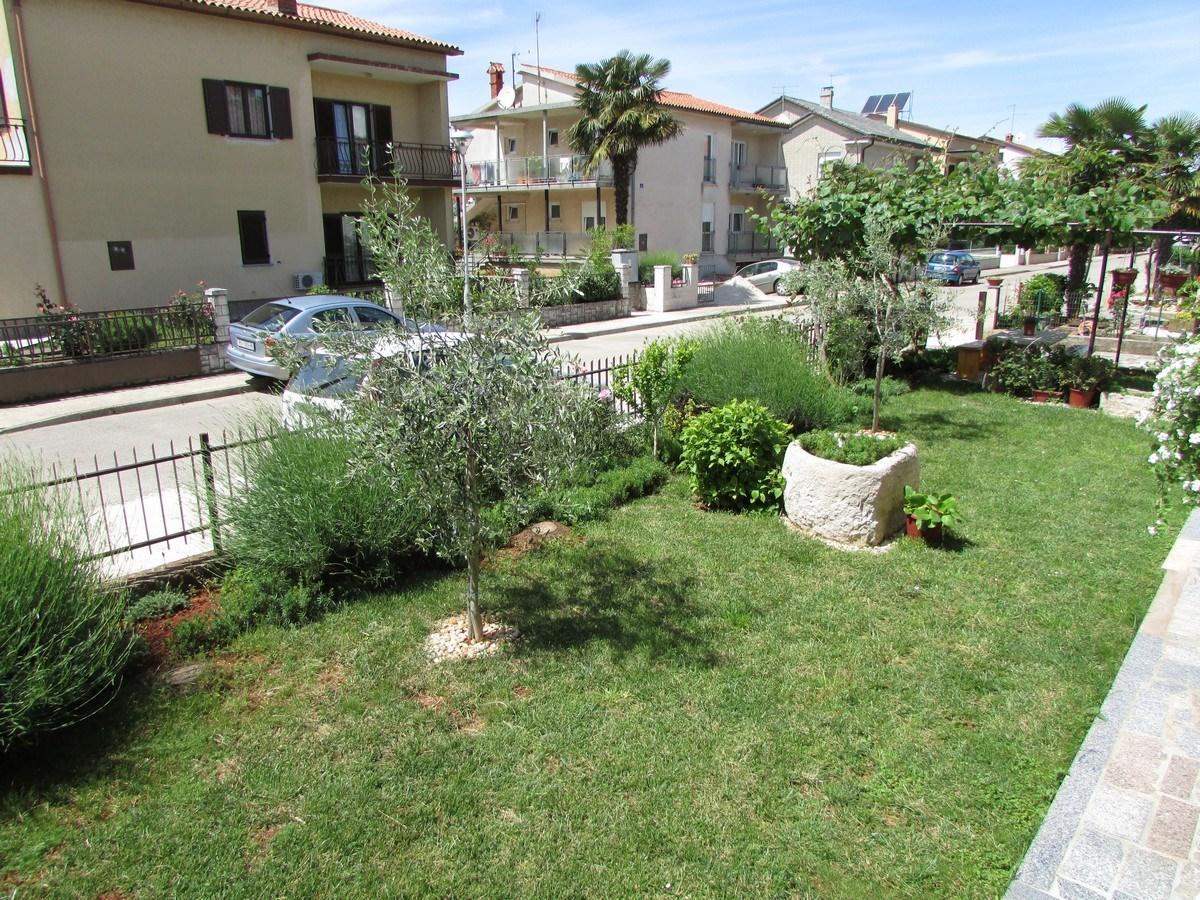 Mirela House With Apartment Umag Exteriér fotografie